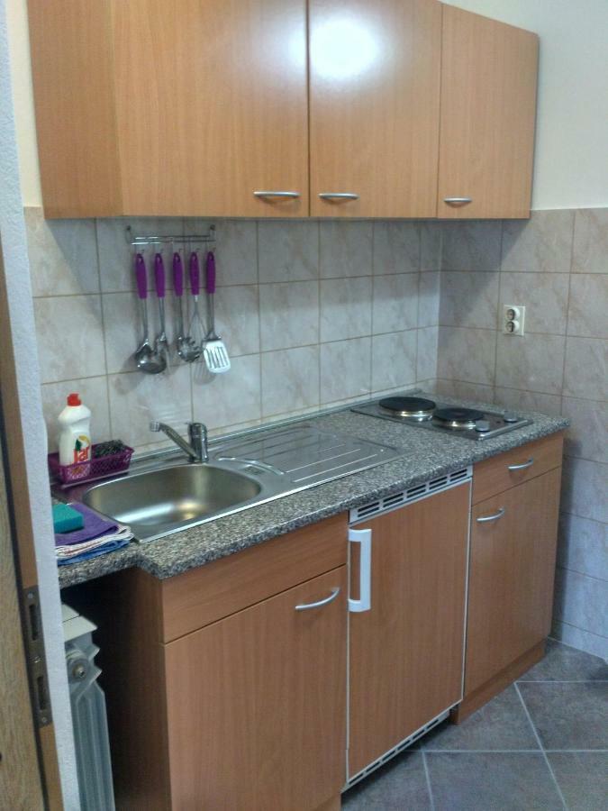 Apartmani Tonica ซูโกชัน ภายนอก รูปภาพ